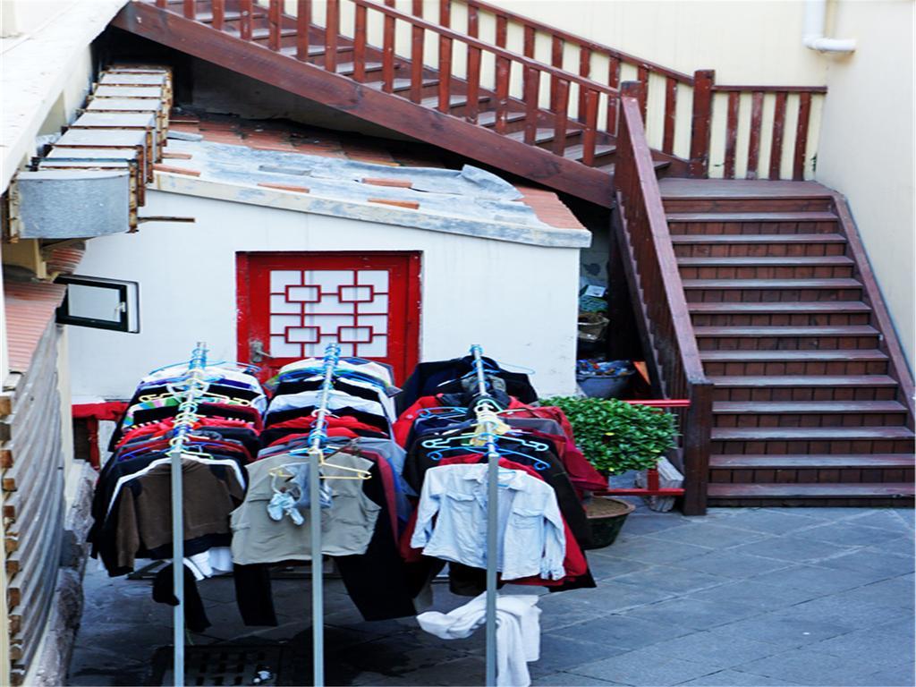 Wheat Youth Hostel Qingdao Exterior photo